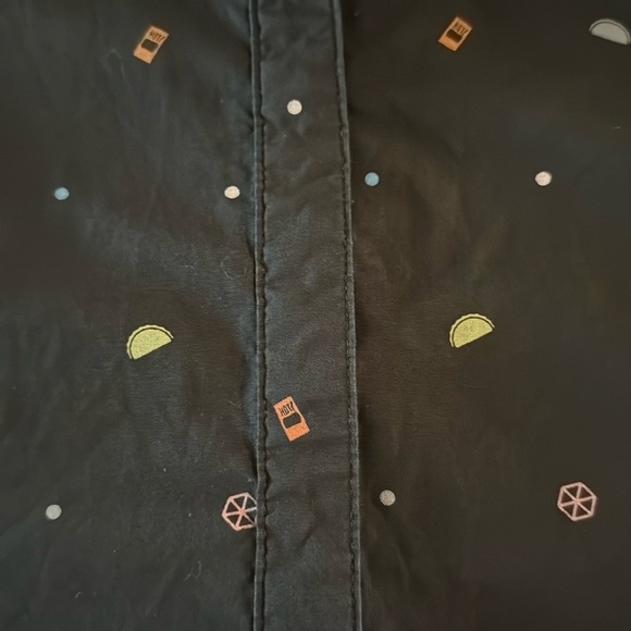 Taco Bell Employee Iconic Symbols Long Sleeve Hidden Button Down Shirt - Picture 4 of 5